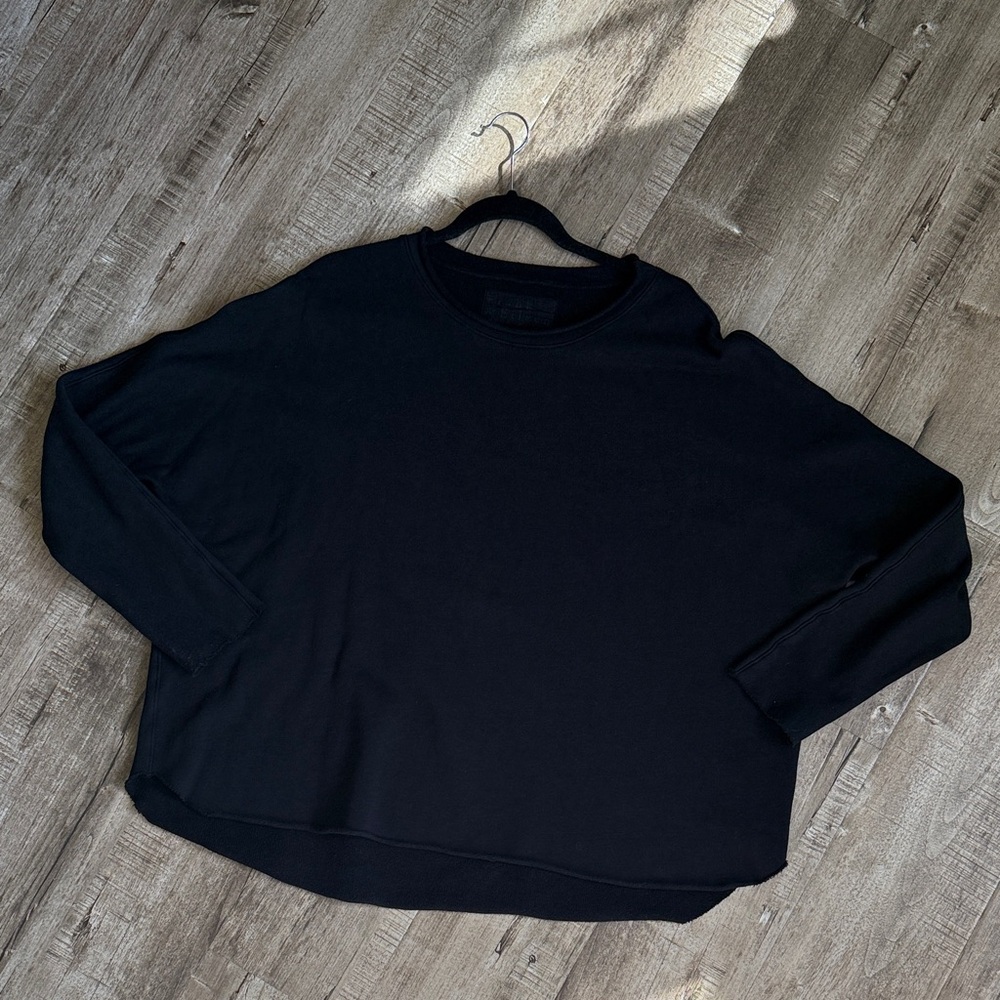 Frank & Eileen Black Long-Sleeve Capelet